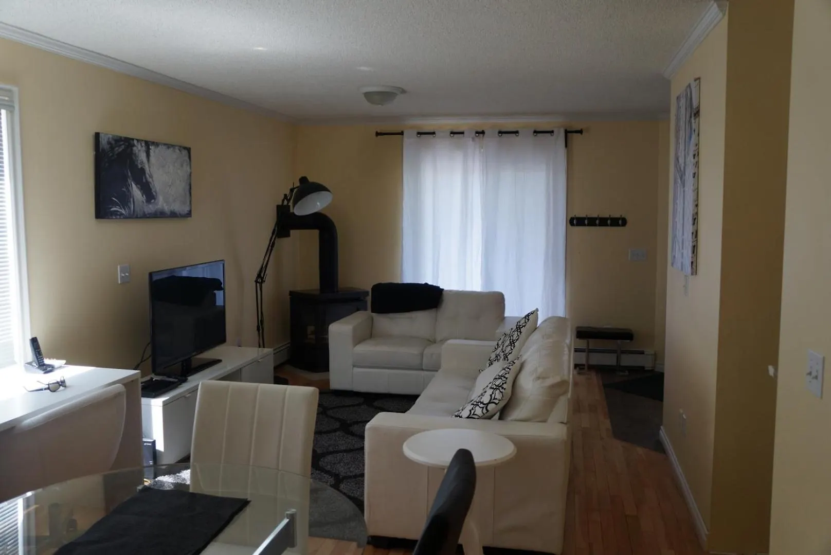 Contemporary Comfort In Vancouver'S Downtown Hub Holiday home Vancouver